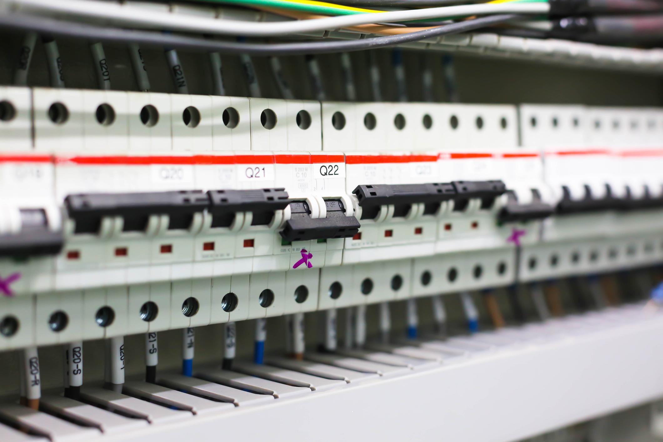 Canalización eléctrica subterránea en obra